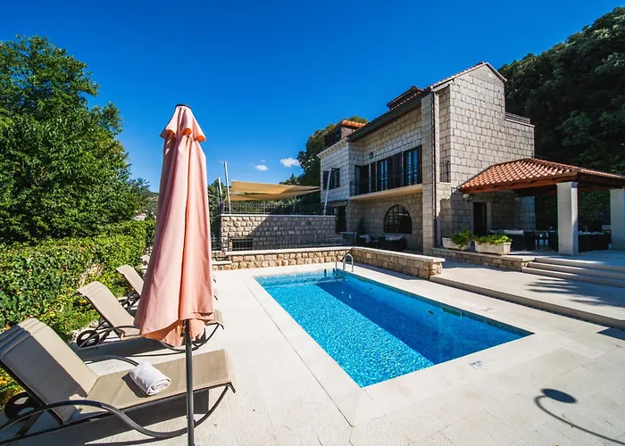 With Pool And Sea View Dubrovnik