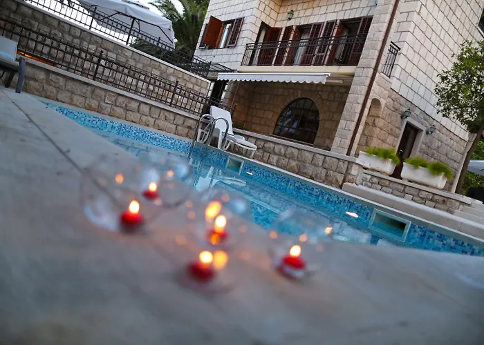 ヴィラ With Pool And Sea View ドゥブロブニク