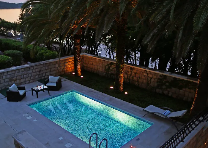 With Pool And Sea View Dubrovnik