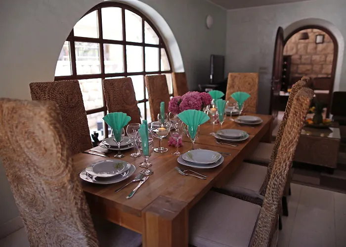 Villa With Pool And Sea View