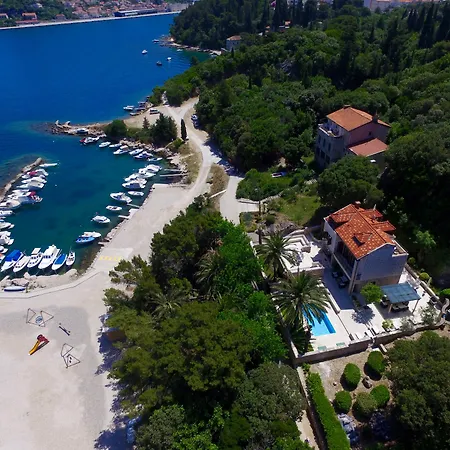 City Beach Villa With Pool And Sea View