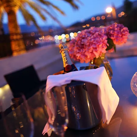 City Beach Villa With Pool And Sea View