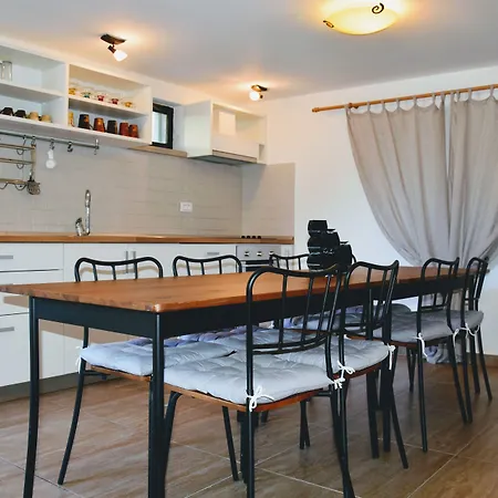 City Beach Villa With Pool And Sea View *